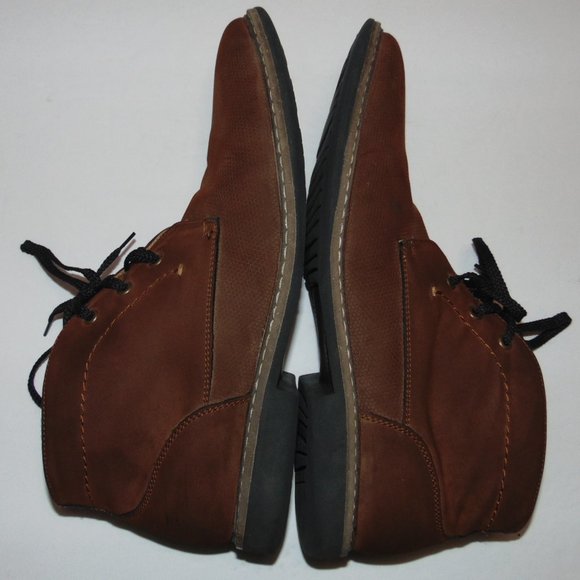 Kenneth Cole Reaction Other - Kenneth Cole Reaction Vegan Leather Chukka boots
